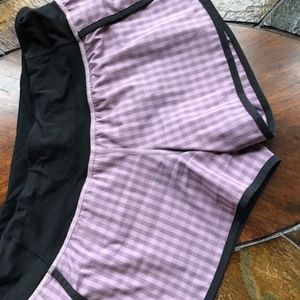 Lululemon Run Times short Size 10 Gingham pattern